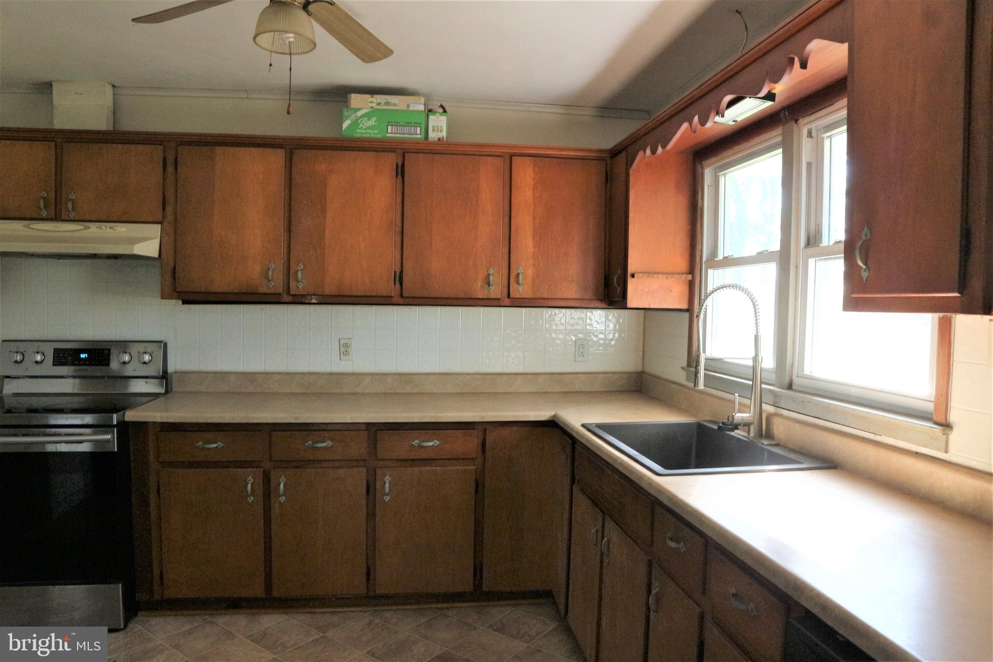 9748 Deal Island Road Deal Island, MD 21821 - Photo 5 of 35 Gallery Image 5