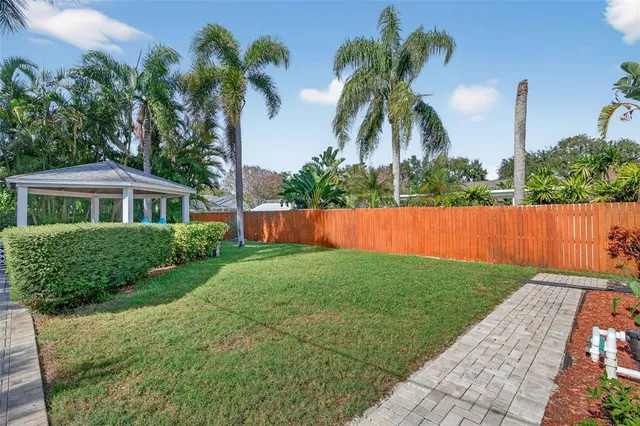 $550,000 | 7050 75th Street North, Pinellas Park, FL 33781