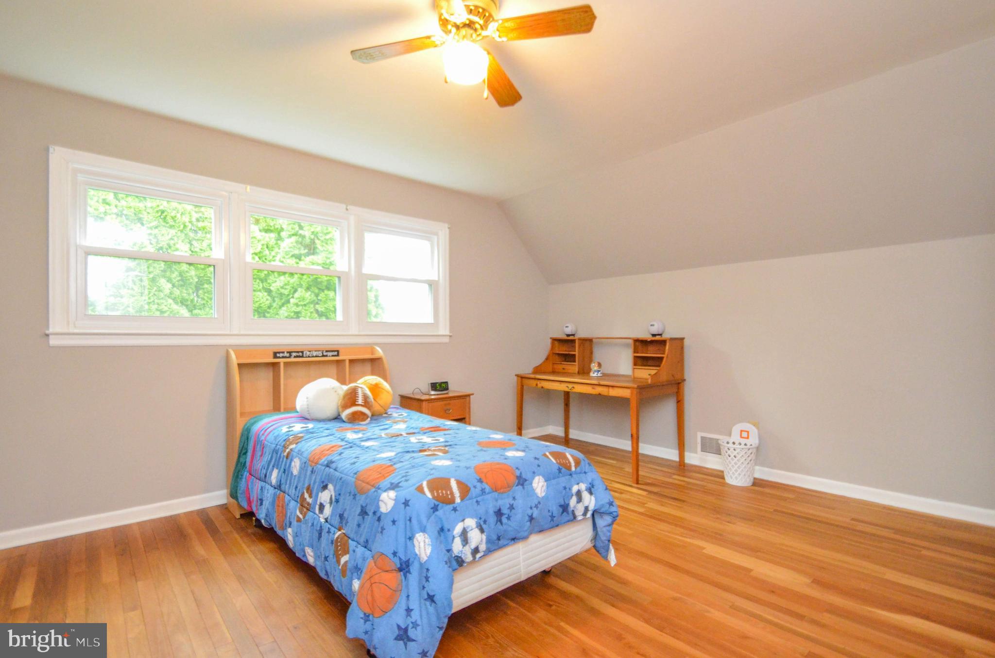 1076 Hawthorn Road Allentown, PA 18103 - Photo 18 of 33 Gallery Image 18
