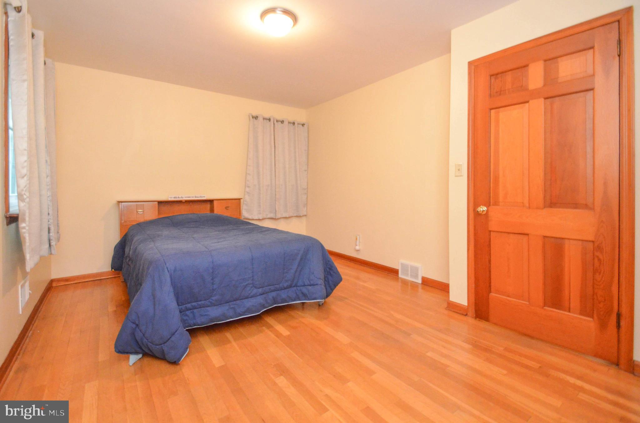 1076 Hawthorn Road Allentown, PA 18103 - Photo 19 of 33 Gallery Image 19