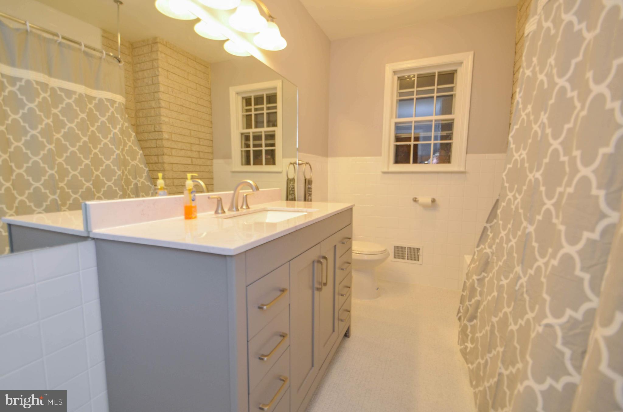 1076 Hawthorn Road Allentown, PA 18103 - Photo 21 of 33 Gallery Image 21