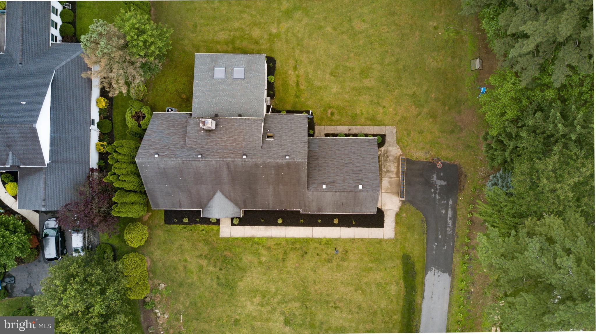 1076 Hawthorn Road Allentown, PA 18103 - Photo 32 of 33 Gallery Image 32
