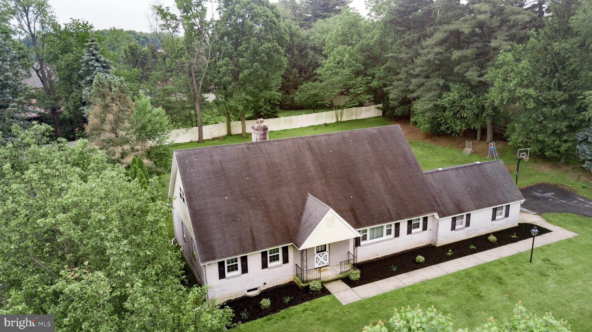 1076 Hawthorn Road Allentown, PA 18103 - Photo 33 of 33 Gallery Image 33