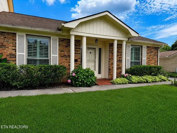 $330,000 | 7914 Gleason Drive, Unit 1151, Knoxville, TN 37919