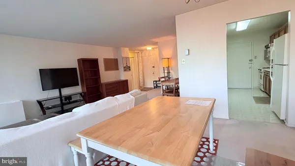 $148,000 | 6100 Westchester Park Drive, Unit 609, College Park, MD 20740