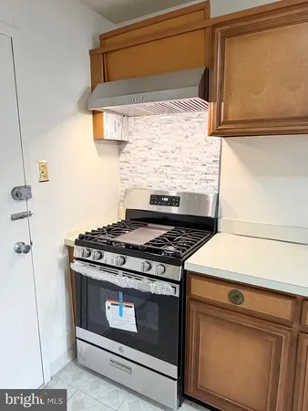 $148,000 | 6100 Westchester Park Drive, Unit 609, College Park, MD 20740