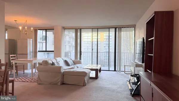 $148,000 | 6100 Westchester Park Drive, Unit 609, College Park, MD 20740