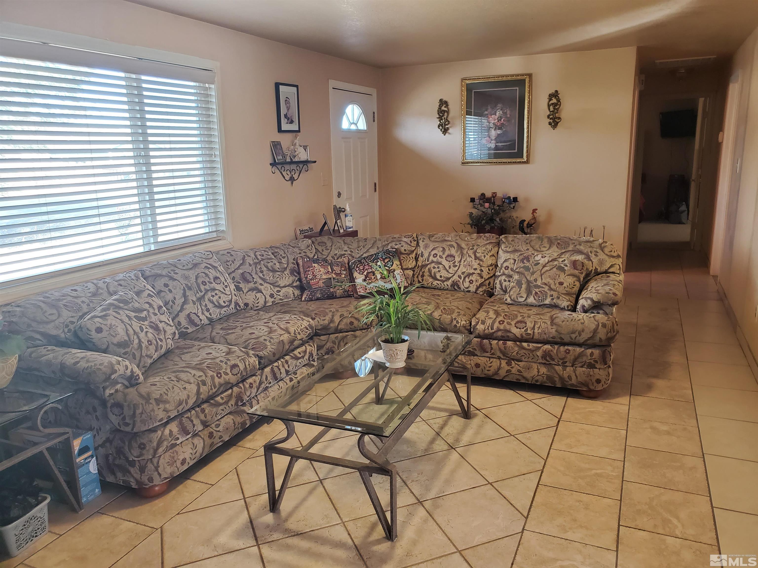 11750 Sitka Street Reno, NV 89506 - Photo 5 of 18 Photo 5