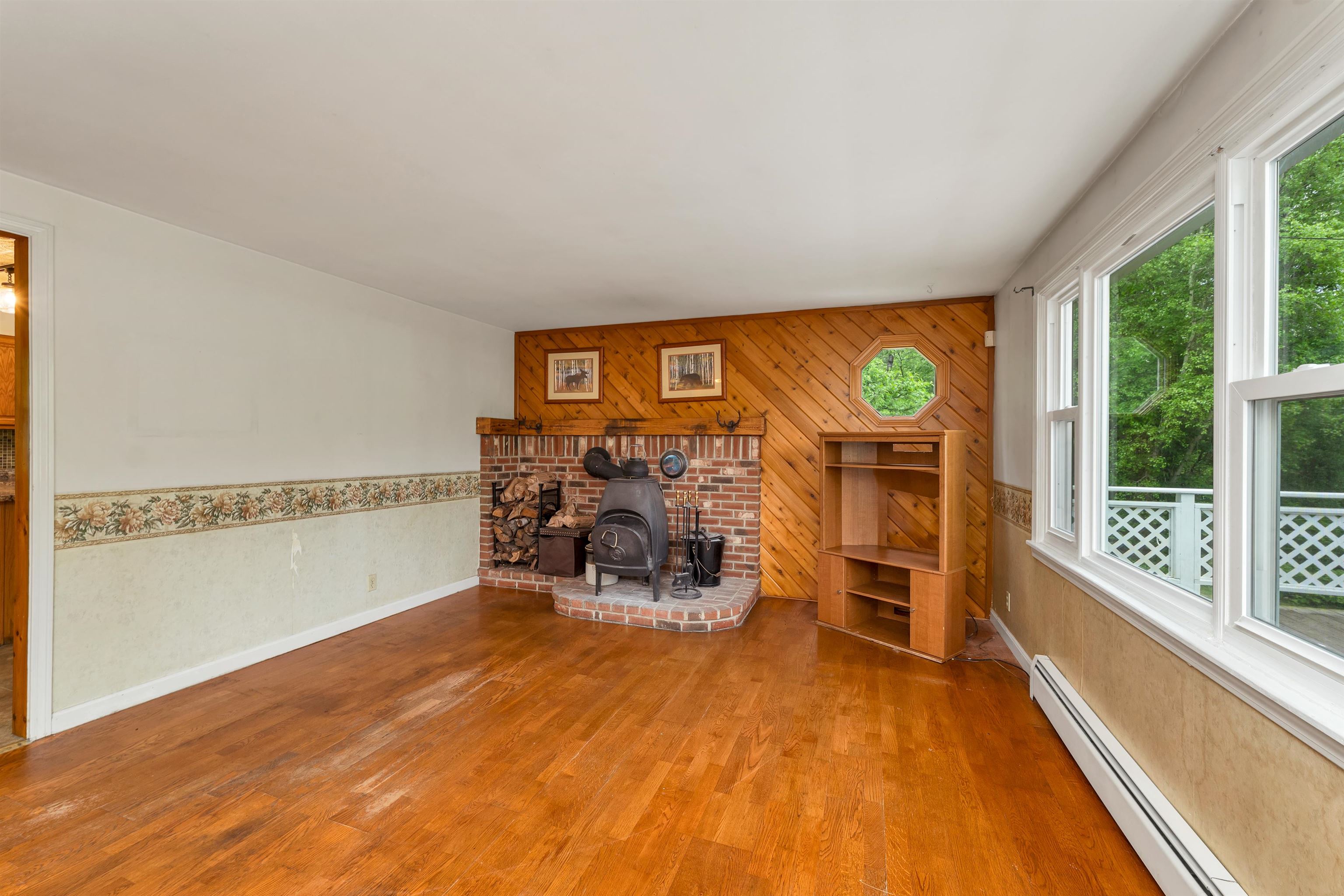 73 Jimtown Road Gorham, NH 03581 - Photo 5 of 56