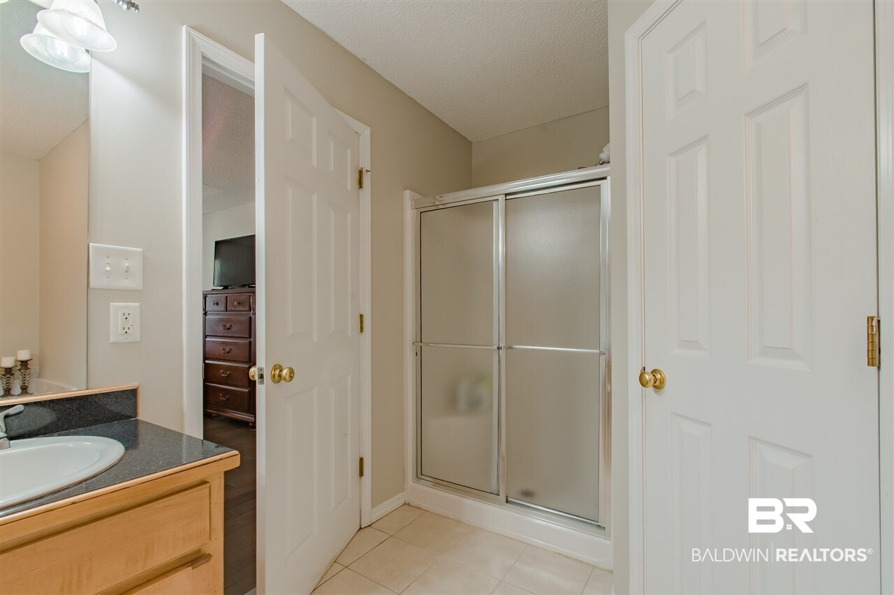 101 Raphael Semmes Drive West Daphne, AL 36527 - Photo 21 of 45