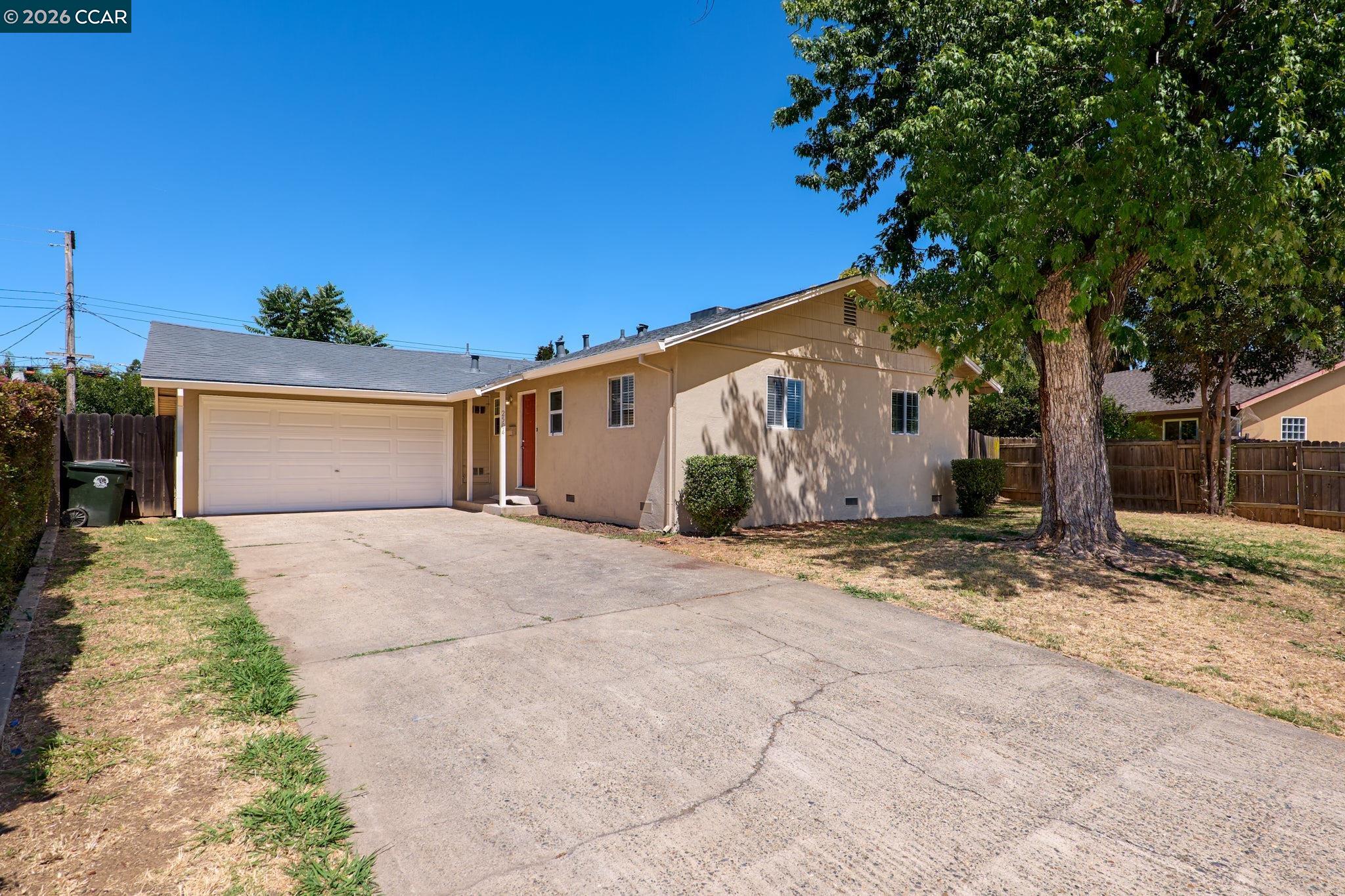 2504 Riesling Way Rancho Cordova, CA 95670 - Photo 1 of 20