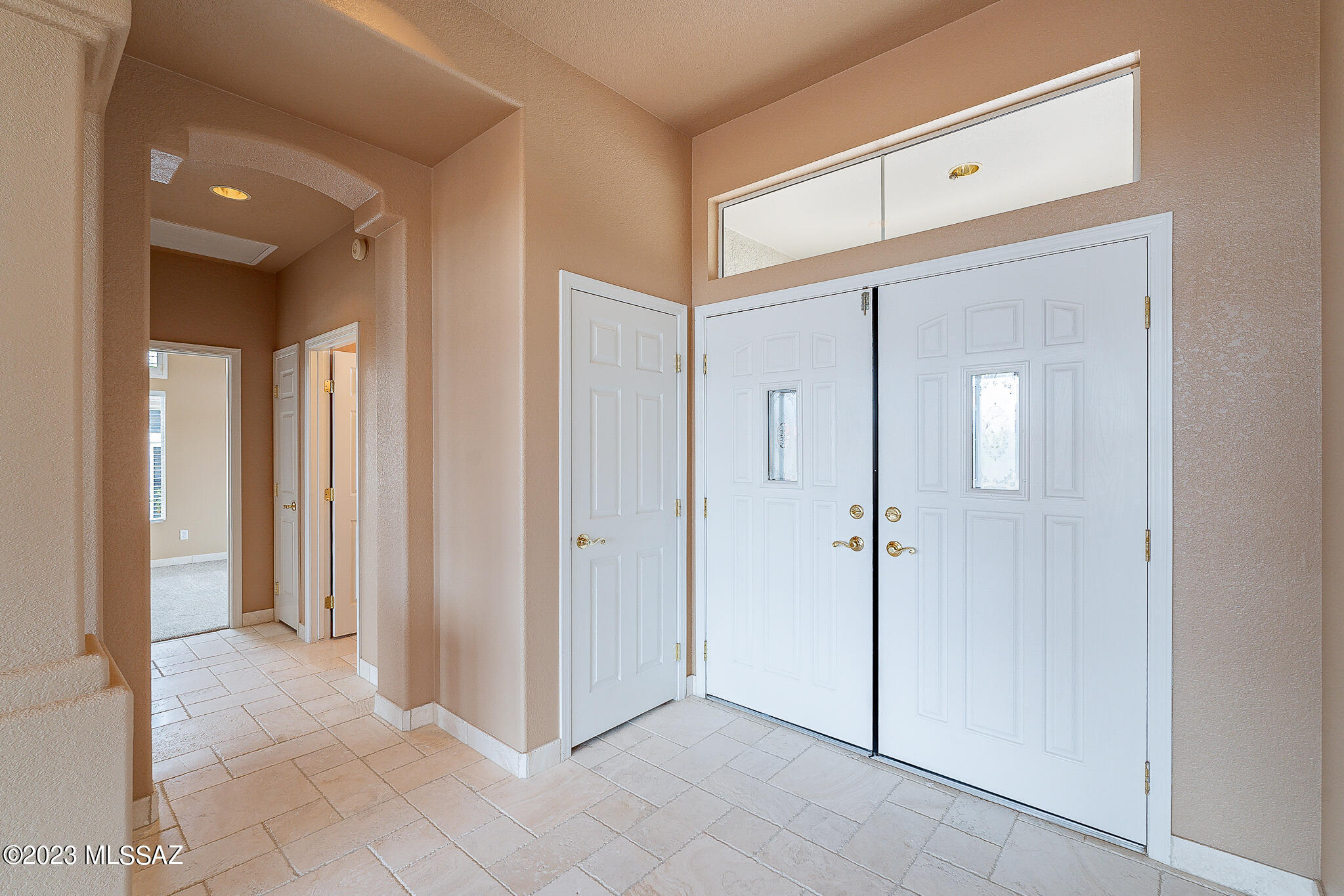 1685 East Crown Ridge Way Oro Valley, AZ 85755 - Photo 3 of 31