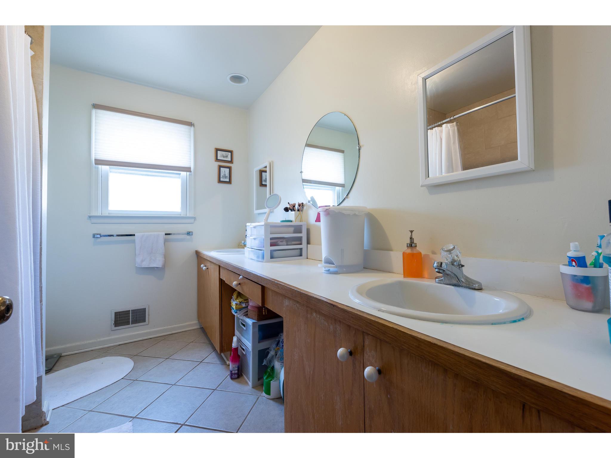 67 Devon Road Paoli, PA 19301 - Photo 13 of 19
