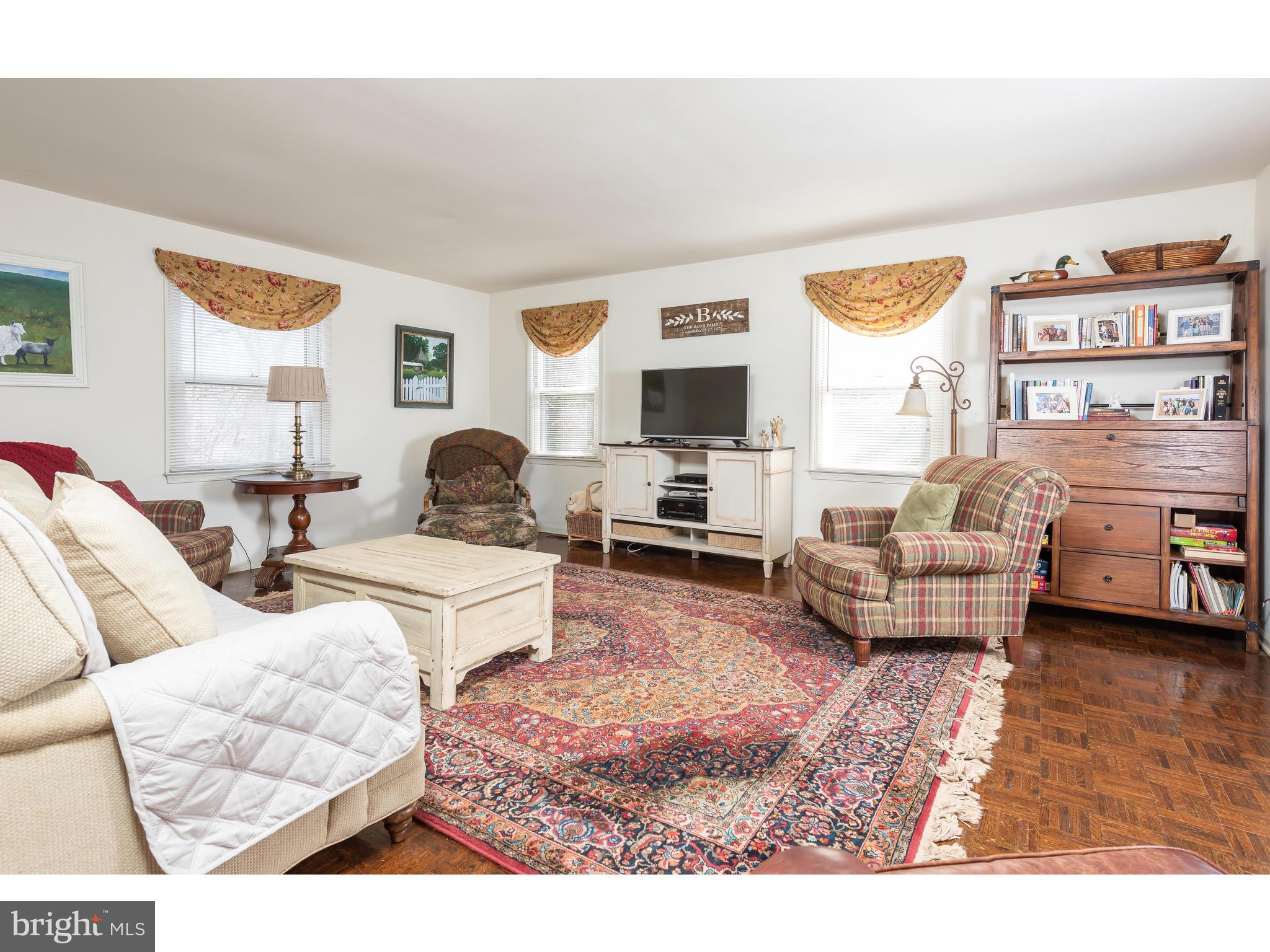 67 Devon Road Paoli, PA 19301 - Photo 3 of 19
