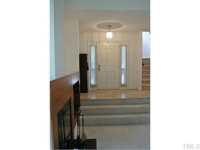 5103 Butternut Road Durham, NC 27707 - Photo 2 of 22 Foyer