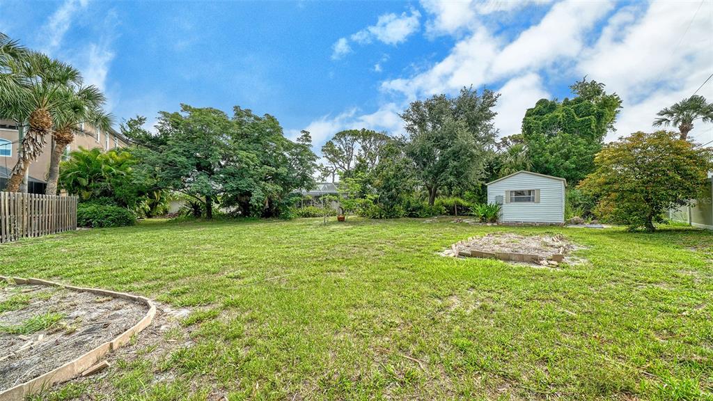 621 Alhambra Road Venice, FL 34285 - Photo 38 of 53