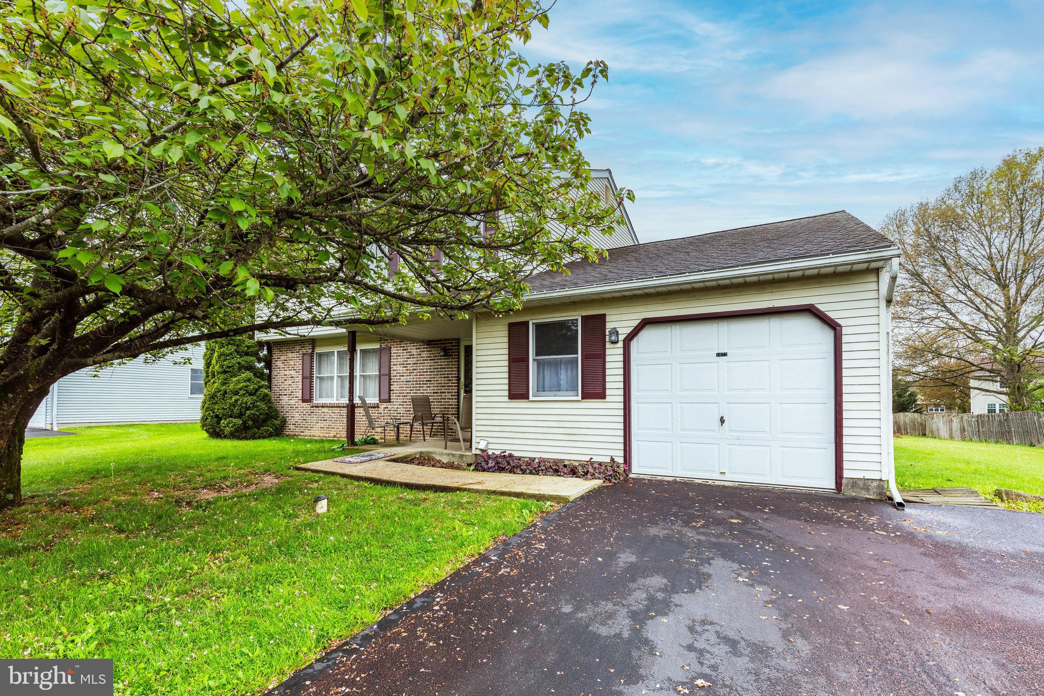 1072 Independence Way Hatfield, PA 19440 - Photo 1 of 37 a front view of house with yard and green space