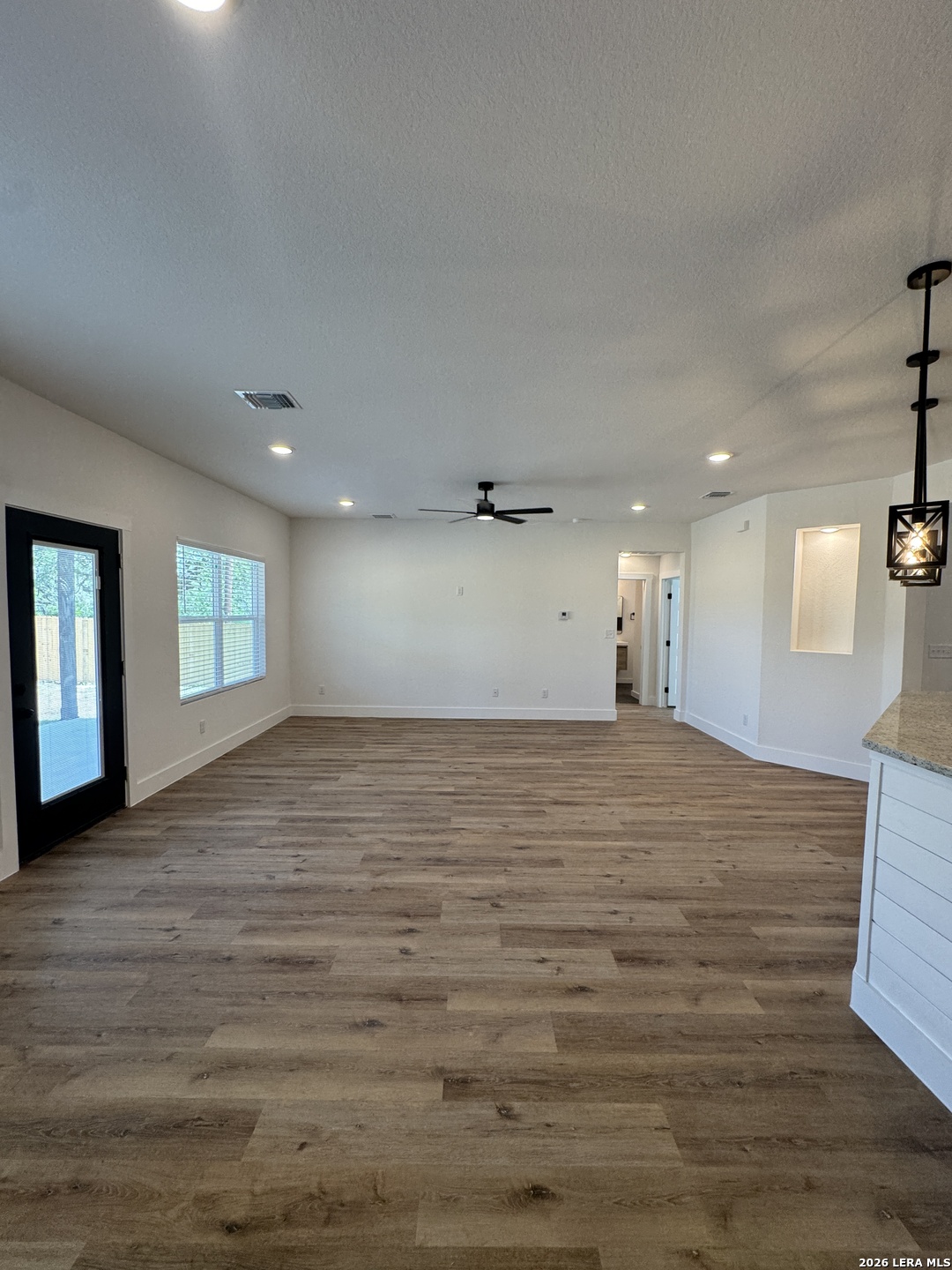 2000 Owens Avenue Three Rivers, TX 78071 - Photo 9 of 35