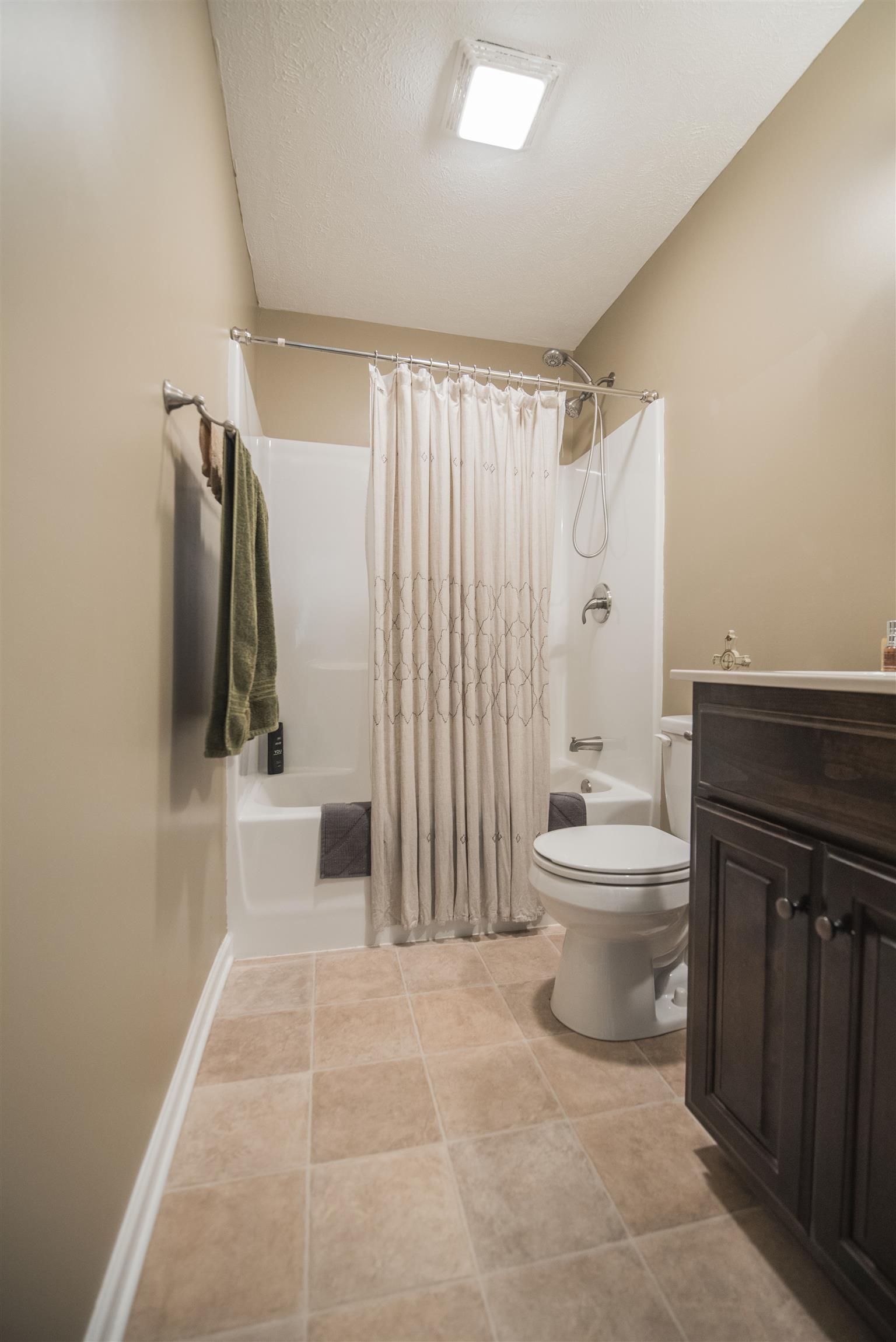 148 New Hope Road Manchester, TN 37355 - Photo 23 of 30 a bathroom with a toilet sink and shower