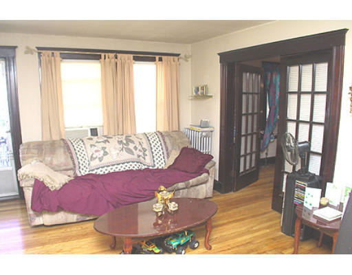 94-96 Overland Road Waltham, MA 02451 - Photo 4 of 5 Gallery Image 4