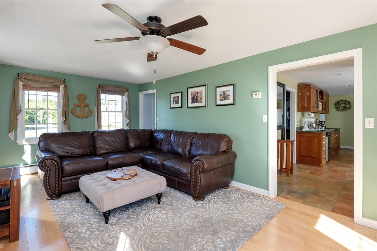 152 Little River Road Hampton, NH 03842 - Photo 13 of 32