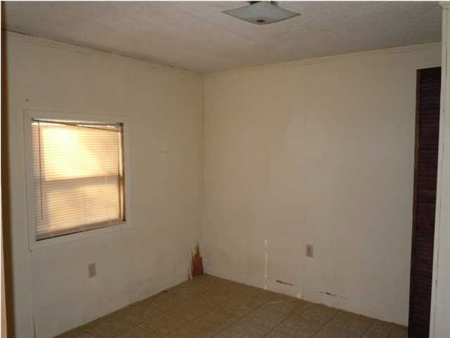 109 Terri Road Flora, MS 39071 - Photo 12 of 20 3rd bedroom
