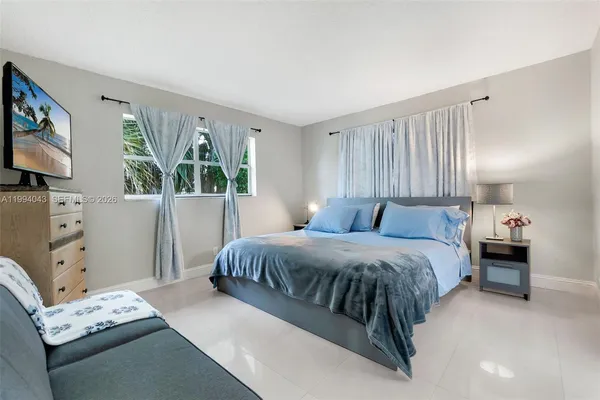 $2,300 | 1001 Northwest 45th Street, Unit 6, Deerfield Beach, FL 33064