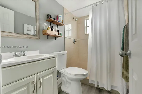 $2,300 | 1001 Northwest 45th Street, Unit 6, Deerfield Beach, FL 33064