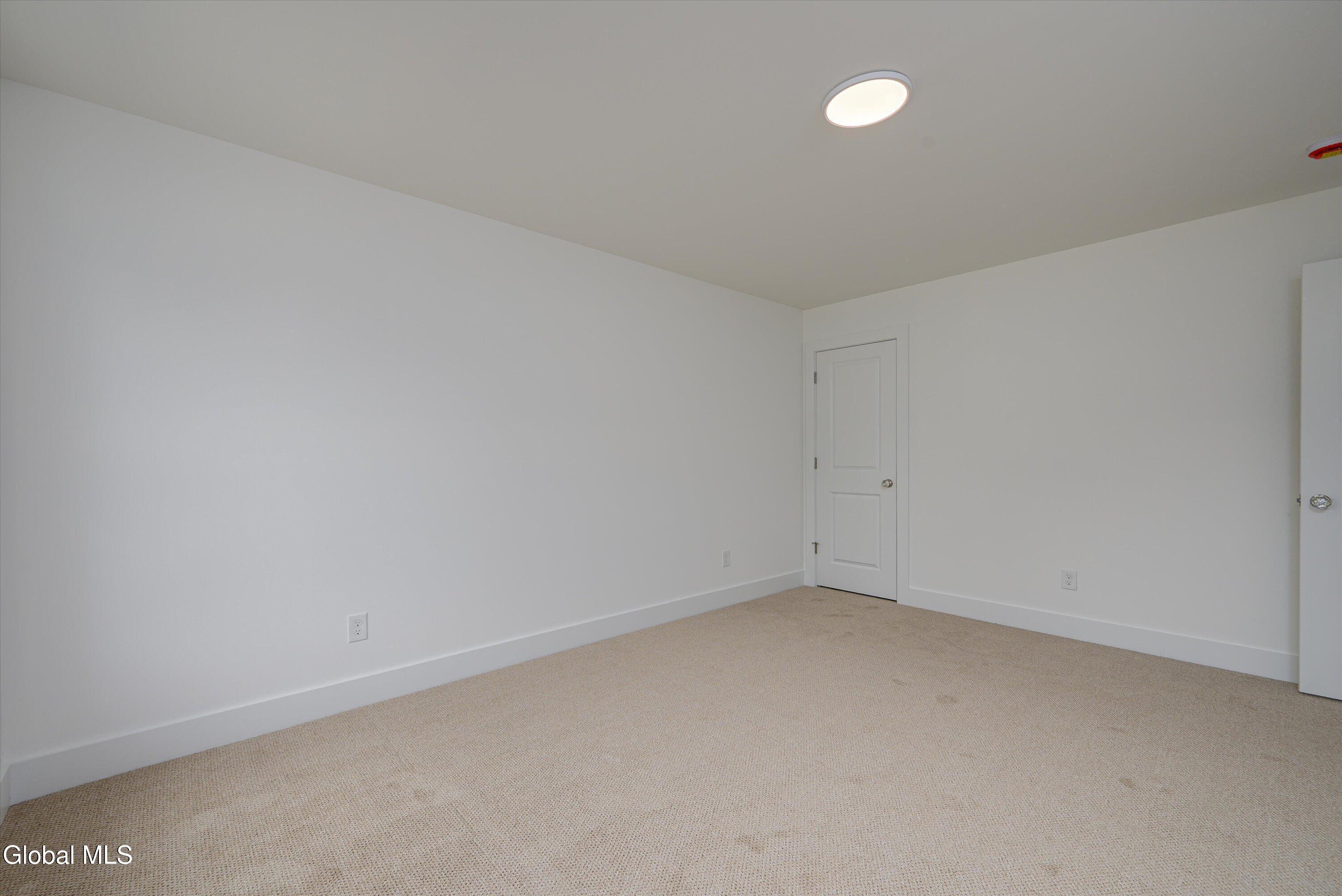 32 Mammoth Spring Road North Greenbush, NY 12198 - Photo 26 of 62 24-32 Mammoth Spring Rd-24