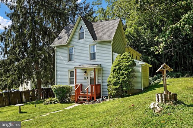$305,000 | 1571 West Baltimore Pike, Avondale, PA 19311