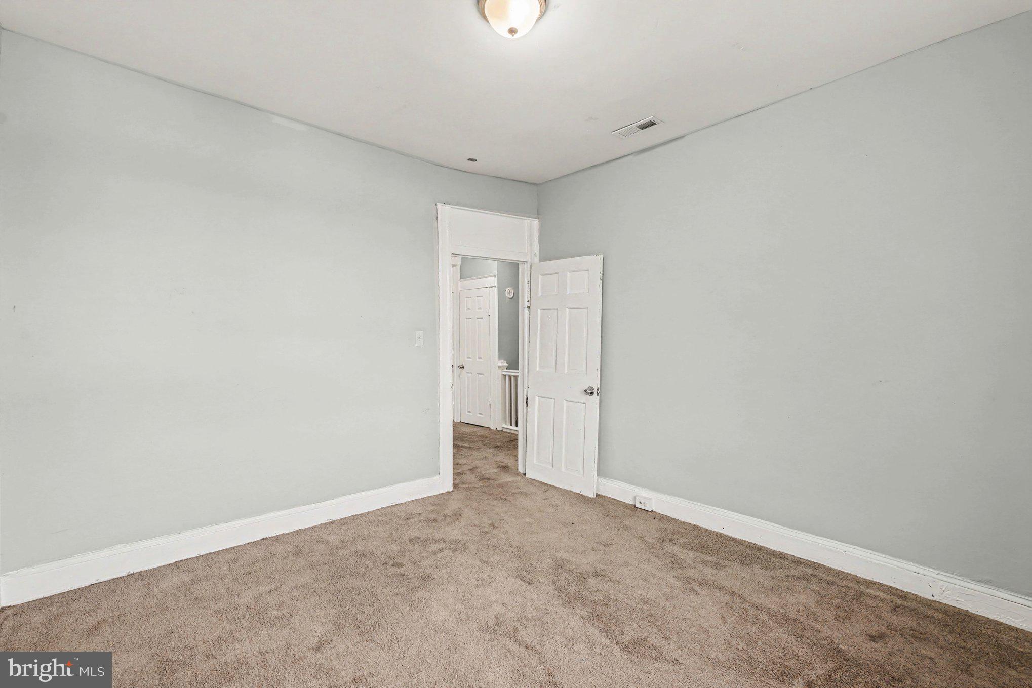 409 Edgewood Street Baltimore, MD 21229 - Photo 16 of 30 a view of an empty room