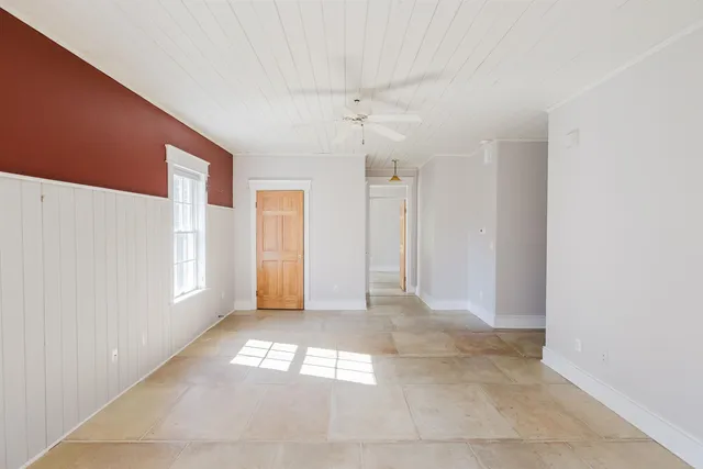 $499,900 | 143 Merry Christmas Lane, Mineral Point, WI 53565