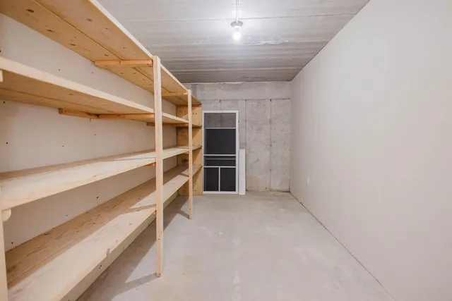 $499,900 | 143 Merry Christmas Lane, Mineral Point, WI 53565