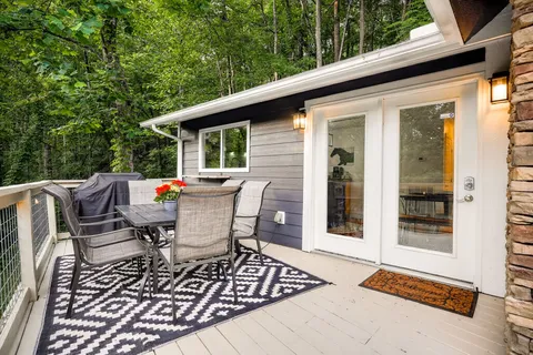 $519,900 | 2499 Shoreside Drive, Smithville, TN 37166