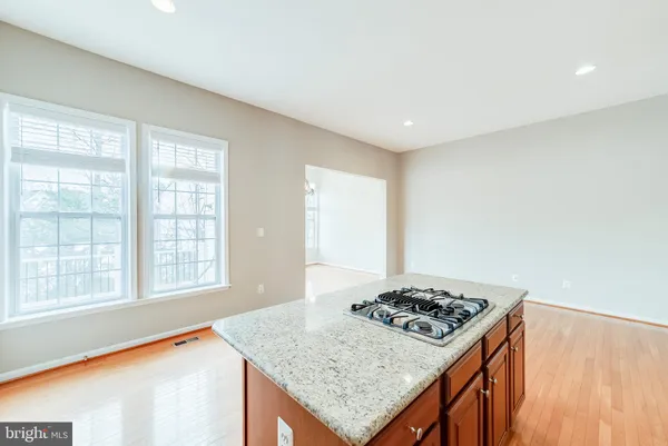 $3,500 | 22072 Avonworth Square, Broadlands, VA 20148