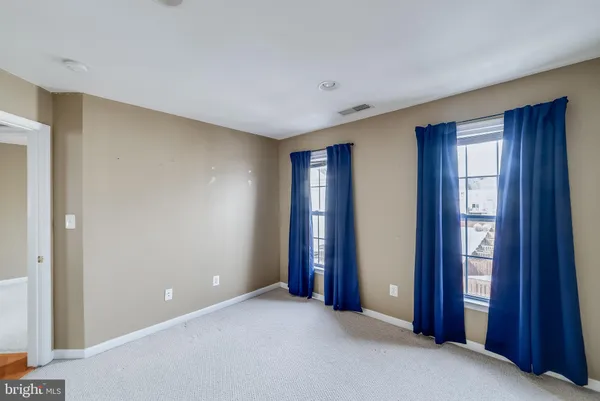 $3,500 | 22072 Avonworth Square, Broadlands, VA 20148