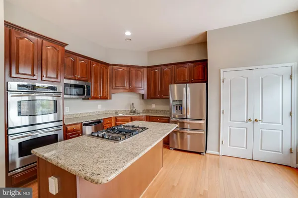 $3,500 | 22072 Avonworth Square, Broadlands, VA 20148