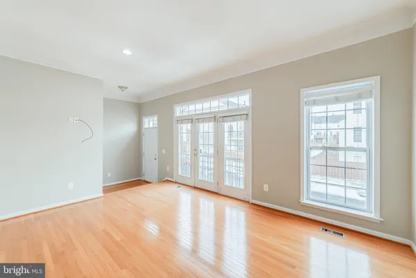 $3,500 | 22072 Avonworth Square, Broadlands, VA 20148