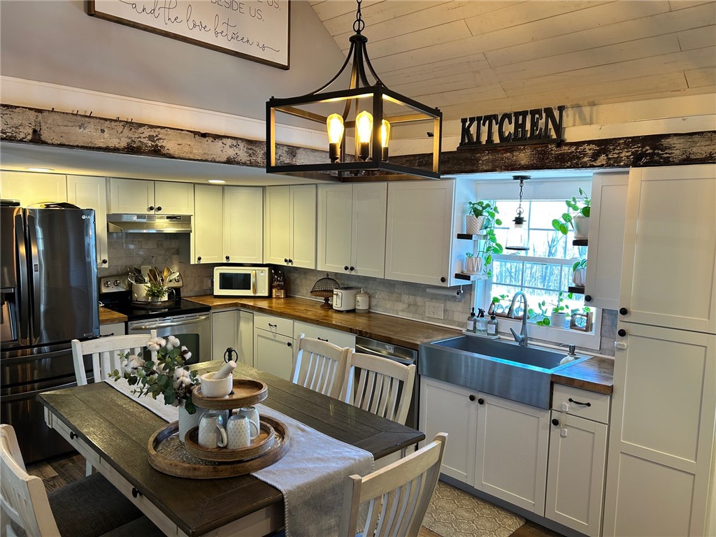 770 Hill Farm Road Coventry, RI 02816 - Photo 7 of 41