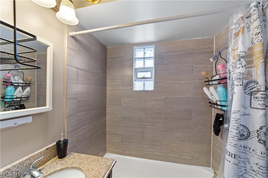 13421 Cedar Road Cleveland, OH 44118 - Photo 22 of 32 Gallery Image 22