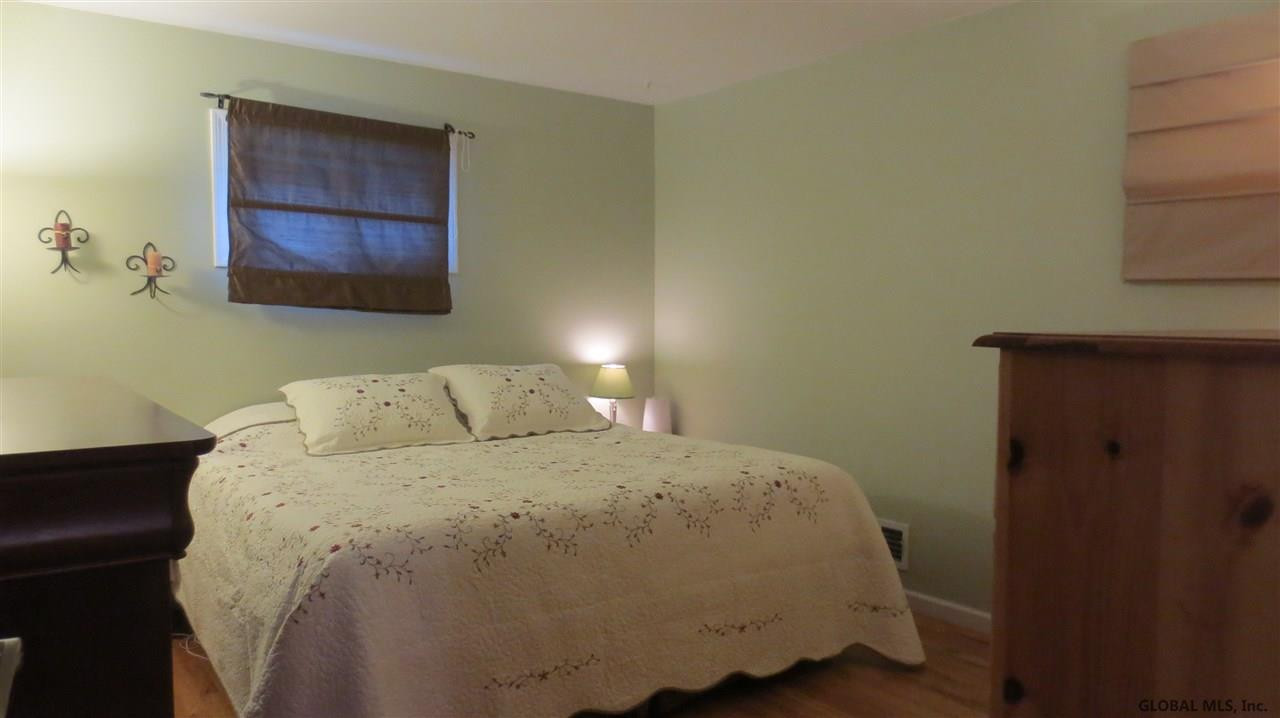 62 Hunting Road Colonie, NY 12205 - Photo 11 of 25 Photo 11