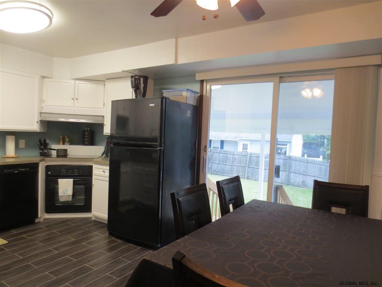 62 Hunting Road Colonie, NY 12205 - Photo 3 of 25 Photo 3