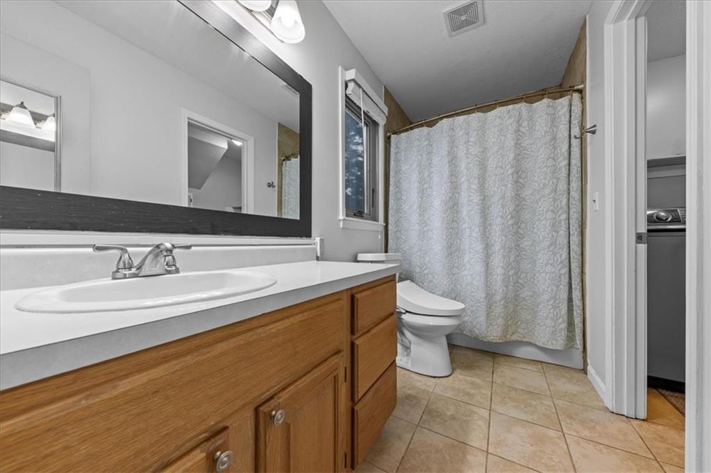 2717 Fenwick Road Lawrence, KS 66046 - Photo 15 of 28