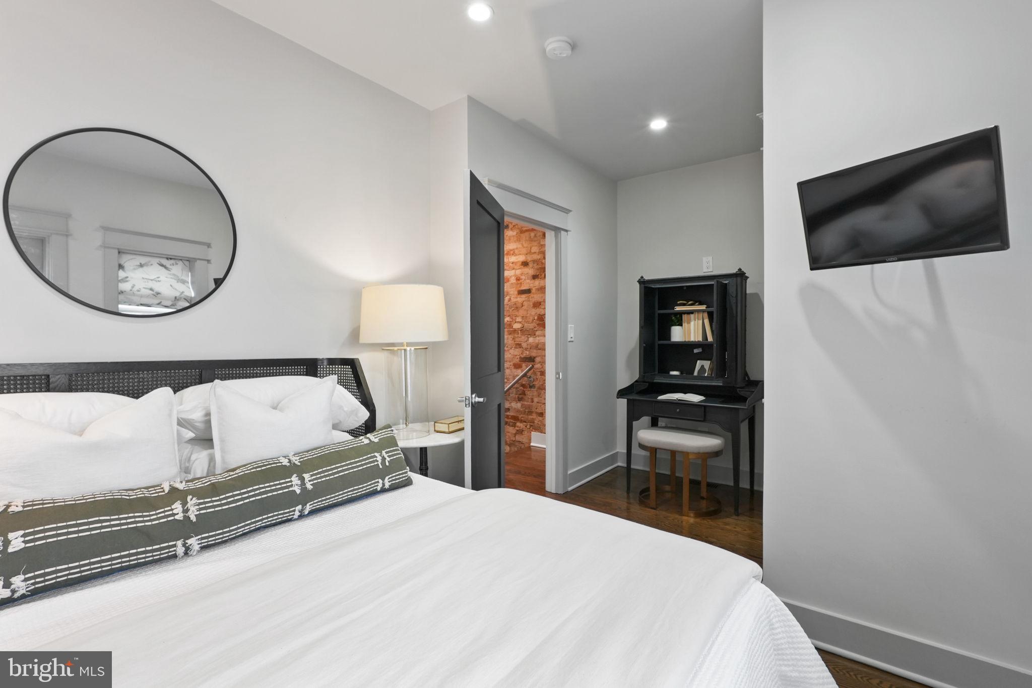 925 9th Street Northeast Washington, DC 20002 - Photo 22 of 34 Gallery Image 22