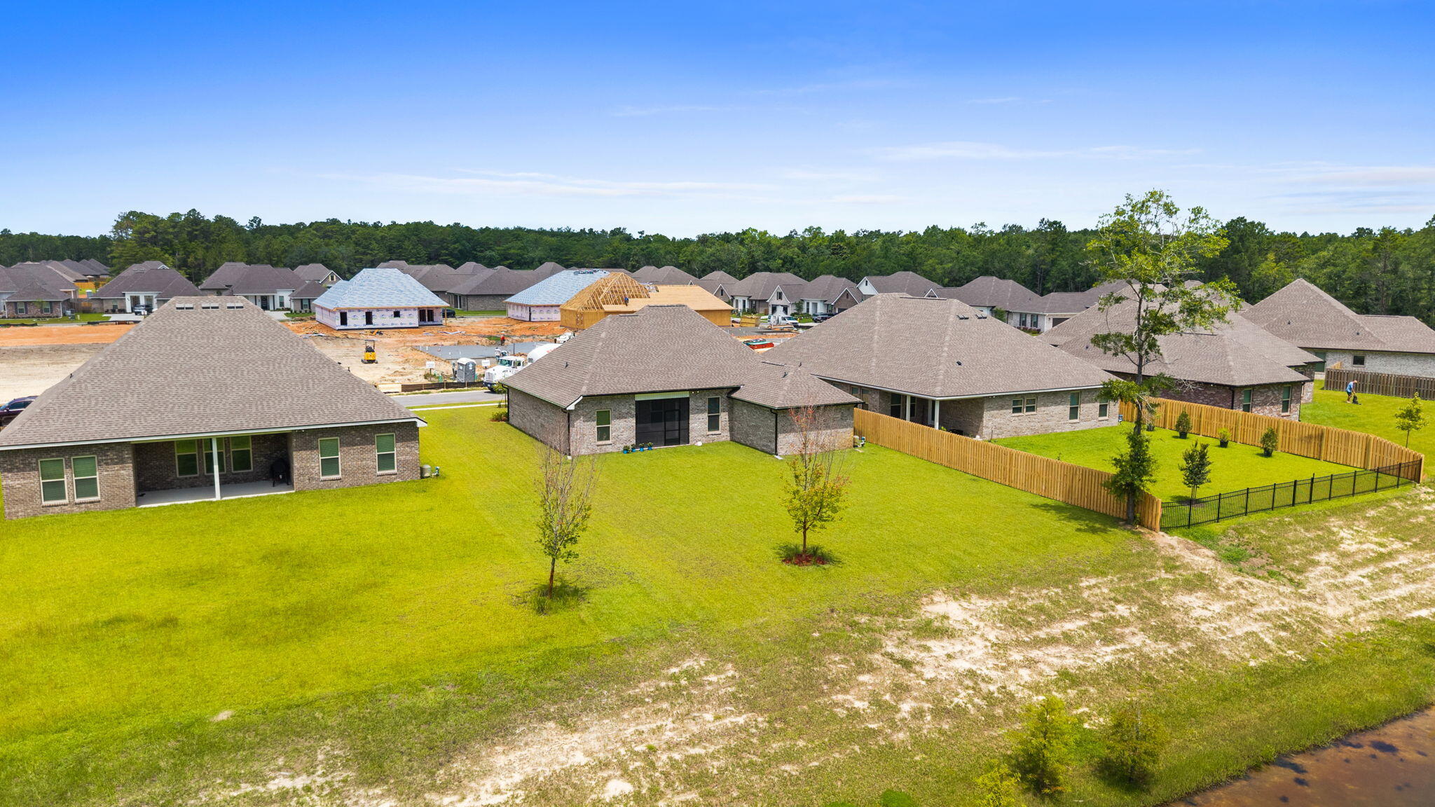 132 East Tweet Street Freeport, FL 32439 - Photo 46 of 80 48-web-or-mls-DJI_20260623123723_0108_D