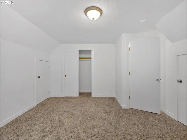 an empty room with an entryway