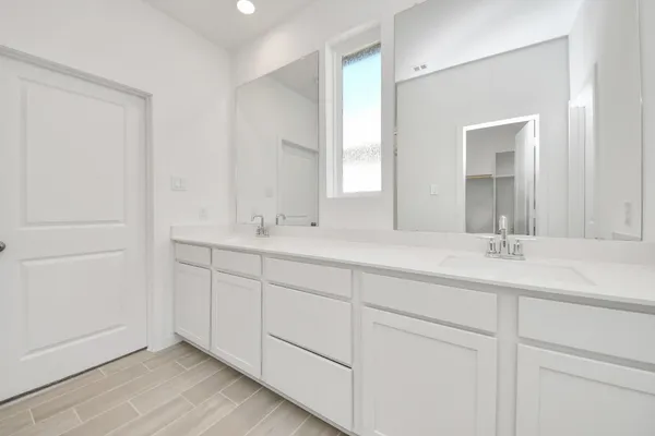 $2,200 | 1058 Blue Stone Drive, Beasley, TX 77417