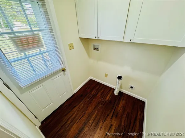 $1,275 | 105 East Railroad Street, Pembroke, NC 28372
