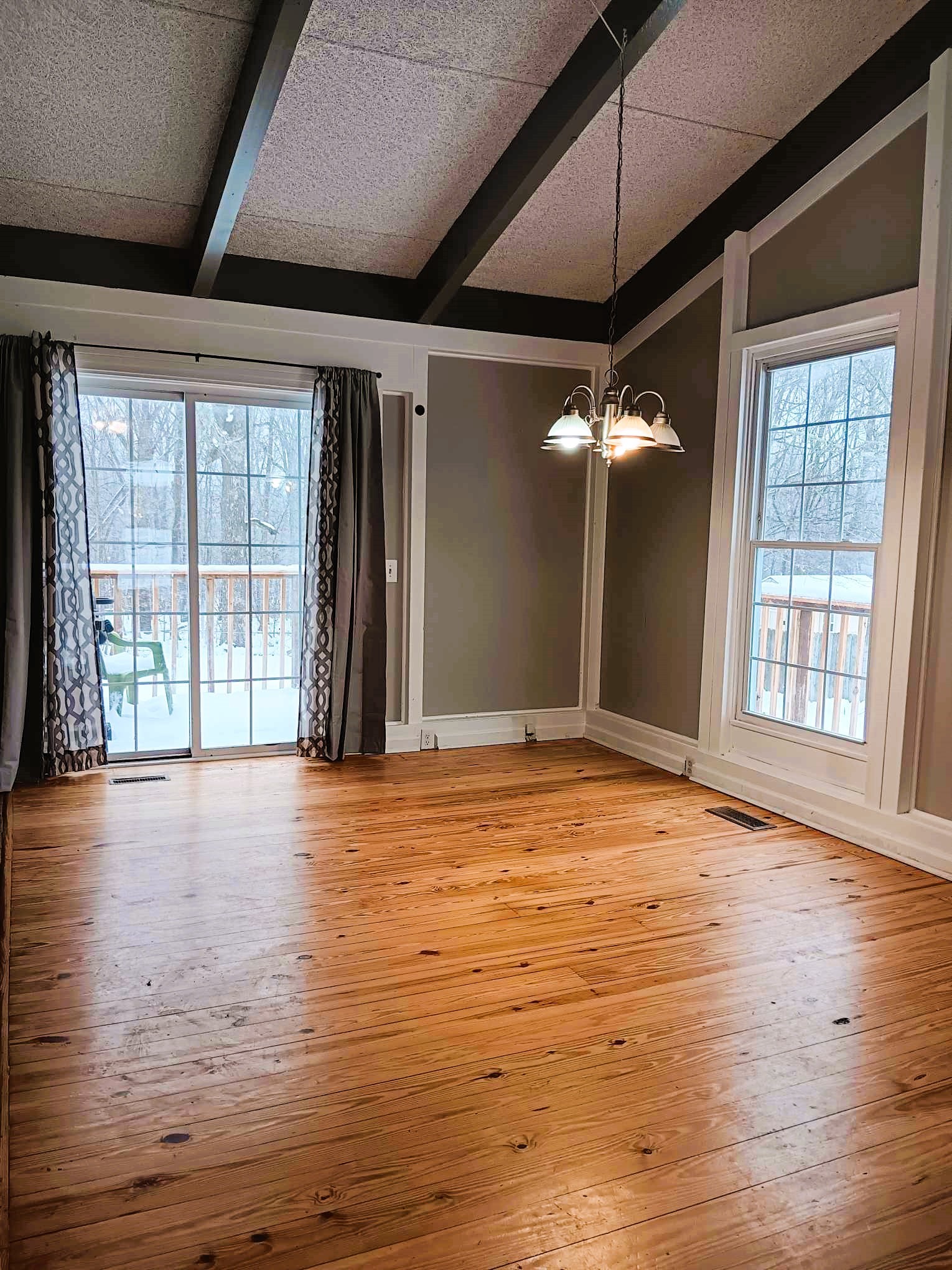 130 Robin Hood Road Dickson, TN 37055 - Photo 6 of 12 Gallery Image 6