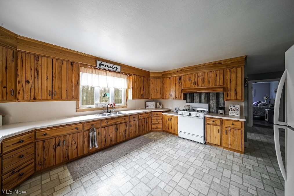 17625 Reeves Road Middlefield, OH 44062 - Photo 28 of 33